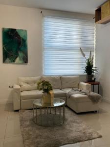 Area soggiorno di Apt Near Devon - Kingston- POOL- B306 FIWI