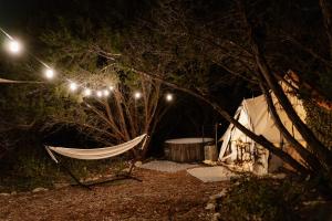 Κήπος έξω από το The Juniper Ranch and Retreat