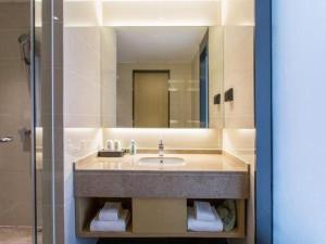 Un baño de City Comfort Inn Kunming High Speed Railway South Station Yongxin Harvard 258 fotos más