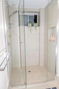 Gallery image of Beachside Escape - Beaches, Dining & Coastal Vibes in Caloundra