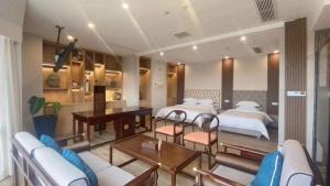 Kuchyň nebo kuchyňský kout v ubytování Jinjiang Metropolo Hotel - Shanghai Jinshanzhui Fishing Village