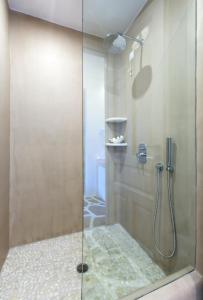 Ванная комната в Byzantio Beach Suites & Wellness