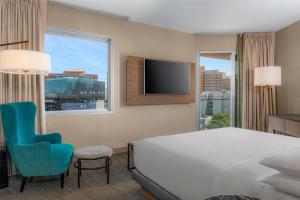 Cama ou camas em um quarto em Hyatt Centric San Isidro Lima