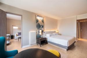 Cama ou camas em um quarto em Hyatt Centric San Isidro Lima