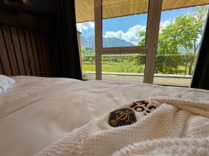 Postel nebo postele na pokoji v ubytování Das Goldjuwel - Luxury Apartments with private Spa