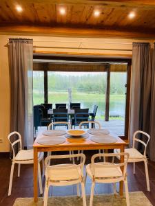 Ảnh trong thư viện ảnh của Forest springs. Family vacation tennis beach sauna ở GratiÅ¡kÄ—s