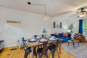 Gallery image of Bluebird Hill in Sevierville