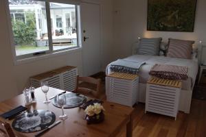 Postel nebo postele na pokoji v ubytování Spot the Sea eagle