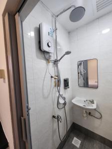 Un baño de The Ardens Hotel - Taman Johor Jaya, Johor Bahru