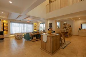 Επισκέπτες που μένουν στο Casa Singh BY Akama Homes +16 φωτογραφίες
