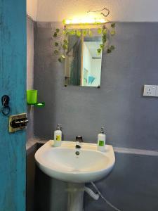 Koupelna v ubytování Cactus Arugambay