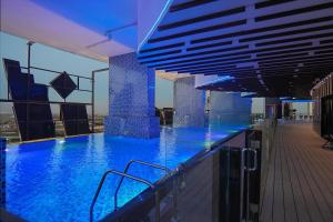 Baseinas apgyvendinimo įstaigoje EasyGo-Spacious-Smart Layout - View arba netoliese