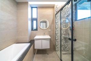 Ένα μπάνιο στο In Joy Homestay +13 φωτογραφίες