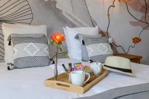 Postel nebo postele na pokoji v ubytování Les 13 lavoirs d'antan - chambre zen attitude