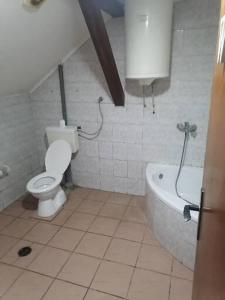 Vannituba majutusasutuses Petar Pan