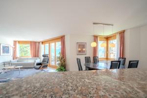 Posezení v ubytování Casa Cresta C32 by Arosa Vacations