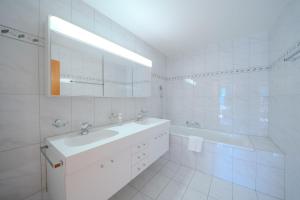 Koupelna v ubytování Casa Cresta C32 by Arosa Vacations
