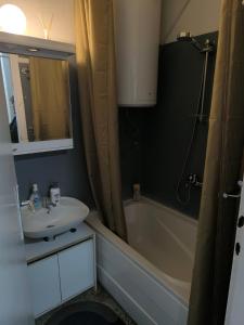 Koupelna v ubytování Apartman Vuković, Majdanpek + 37 fotografií