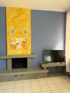 Μια τηλεόραση ή/και κέντρο ψυχαγωγίας στο Belvedere Cilento