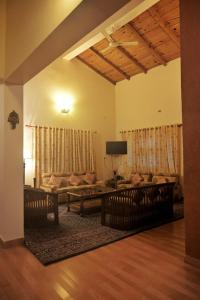 TV/trung tâm giải trí tại Ekaa Villa