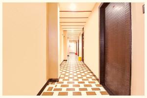 Fotografie z fotogalerie ubytování HOTEL Y S V I Near Sea Beach And Jagannath Temple - Free Wifi- Lift and Parking Facilities - Fully Air Conditioning Room & Luxuary Rooms - A Top Rated Hotel In Puri v destinaci Purí