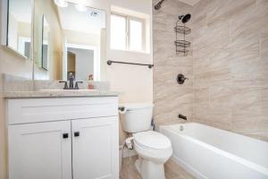 O baie la King Bed - Hot Tub, 3 Queens, Home away from home