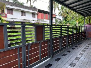 Μπαλκόνι ή βεράντα στο DB GUEST HOUSE ARIMPUR - Unmarried couples and Stag groups not allowed