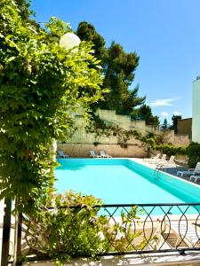 Bazén v ubytování Hotel Timiama nebo v jeho okolí