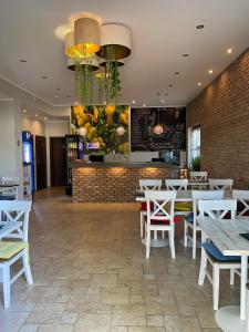 Restaurace v ubytování Dom Wczasowy Korona
