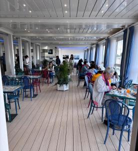 Restaurace v ubytování Capri Bougainville Luxury Boutique Hotel