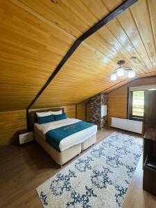 Postel nebo postele na pokoji v ubytování Şimo Suite Otel + 37 fotografií