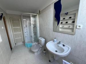 Koupelna v ubytování U Skleněného stromu