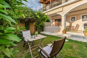 Zahrada ubytování Maria House + 27 fotografií