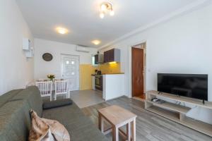 Kuchyň nebo kuchyňský kout v ubytování Guest House Međine