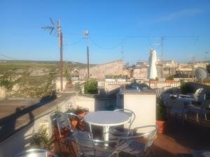 A balcony or terrace at Terrazza Sui Sassi