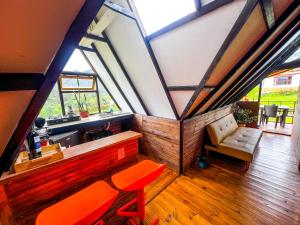 Glamping Chalet Deluxe cerca al centro de Villa de Leyva - By Serena Morena的休息区
