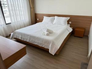 Gallery image of Shi House -Elegant 3BR S1007 With City River Vieu in Long Bình +40 photos