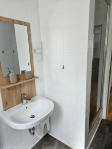 Bilik mandi di Ferienwohnung Emma