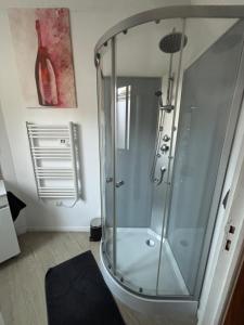Koupelna v ubytování Fine bulle en Champagne - 1 chambre - Terrasse + 3 fotografie