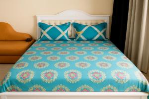 Chambre meublée à Ngor dans une zone calme et accessible客房内的一张或多张床位