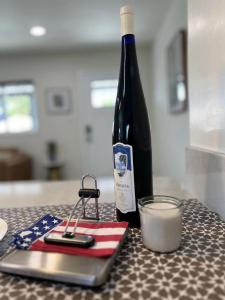 Fotografie z fotogalerie ubytování Gated & remodeled 2b2b house 3373 v destinaci Baldwin Park