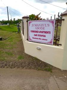 Certificato, attestato, insegna o altro documento esposto da Furnished Modern Unit Great Location Labasa Jumanzuls Abode