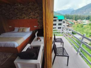 Γενική θέα στο βουνό ή θέα στο βουνό από  αυτό το δωμάτιο σε οικογενειακή κατοικία