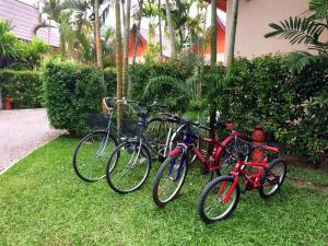 Cykling ved Rommai Reunngam Resort eller i nærheden