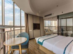 Un ou plusieurs lits dans un hébergement de l'établissement City Comfort Inn Liuzhou Liunan Wanda Plaza 251 autres photos