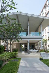 Το κτήριο όπου στεγάζεται  το διαμέρισμα