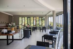 Restoran või mõni muu söögikoht majutusasutuses The Tarna Resort, Koh Tao