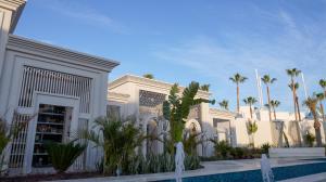 The swimming pool at or close to Sunrise Remal Beach Resort