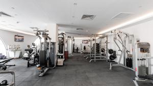 The fitness centre and/or fitness facilities at Sunrise Remal Beach Resort