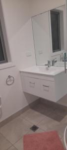 Koupelna v ubytování ensuite room in the central